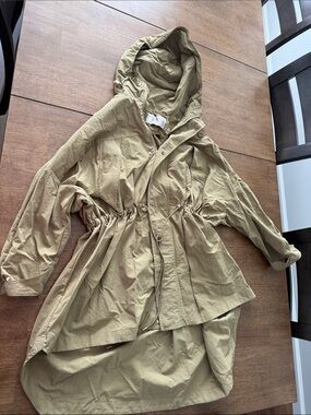 Rinascimento Hooded Trench Coat in Khaki
